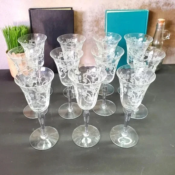 4 Morgantown Glass Co's Virginia Cordial Etched in Clear Wine/Water Glasses - Picture 1 of 16